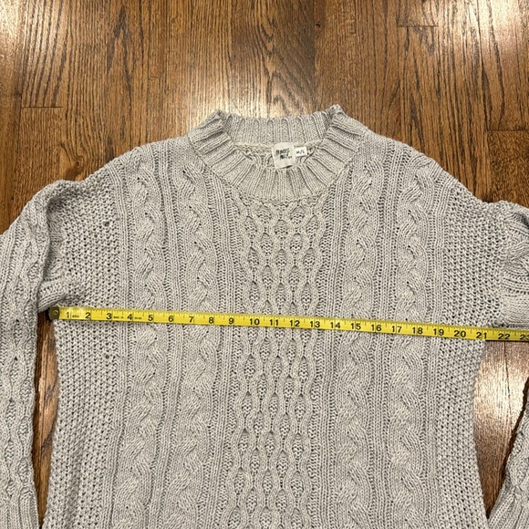 Princess Polly light gray mock neck cotton  cable knit sweater size M/L - Picture 4 of 6